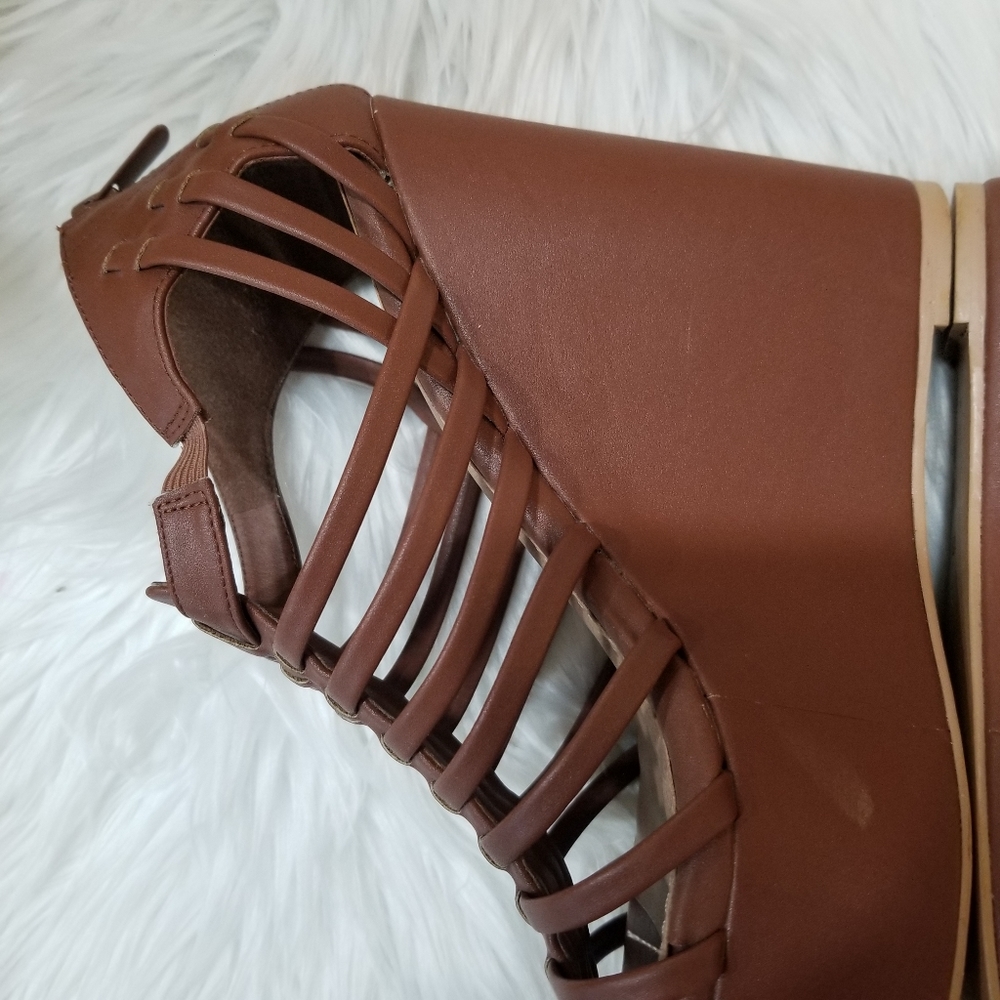 COPY - TORRID Platform Sandals With Strap Camel Color SIZE 8W. - Picture 12 of 17